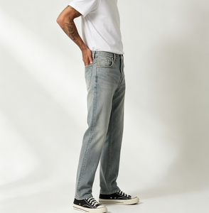Wholesale Custom Logo Men Light Grey Blue Straight Leg Jeans Classic Five Pocket Button Zip Fly Denim Pants Bulk